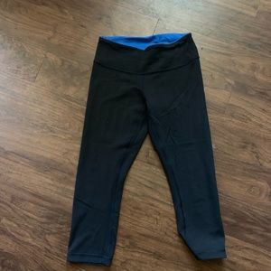 Reversible cropped Lululemon leggings